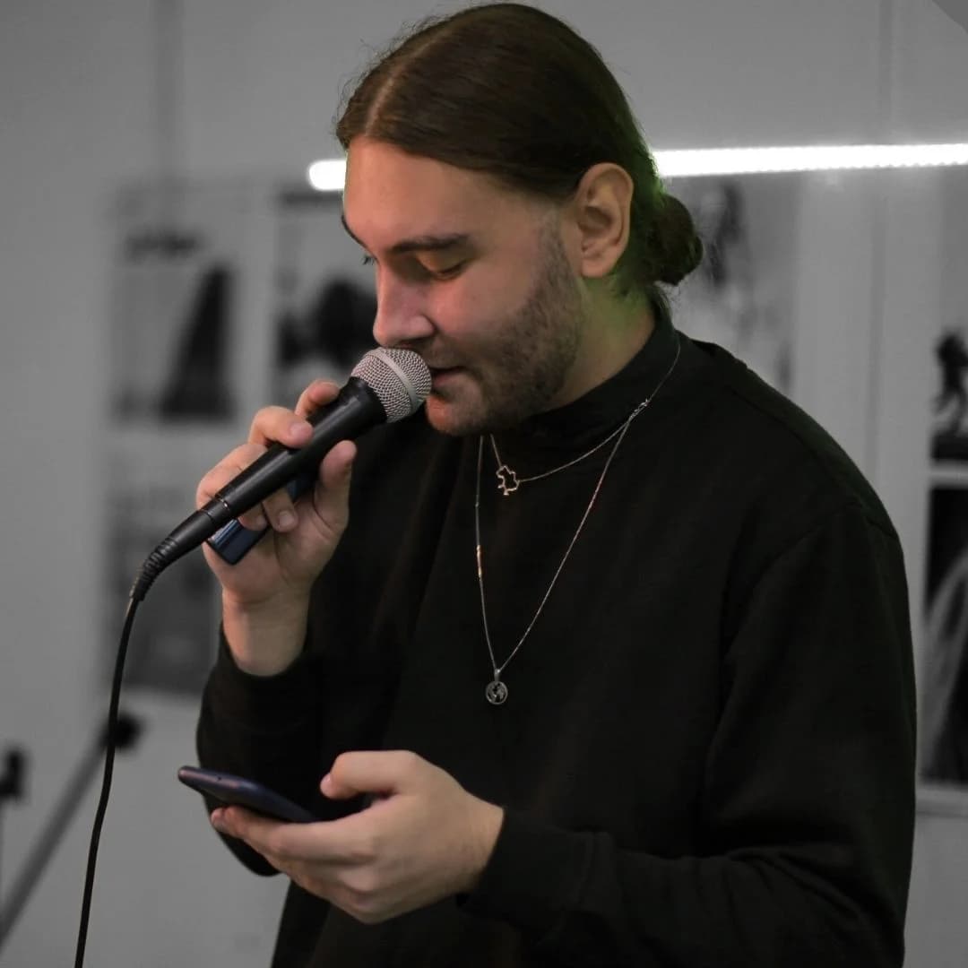Photo of the vocal teacher